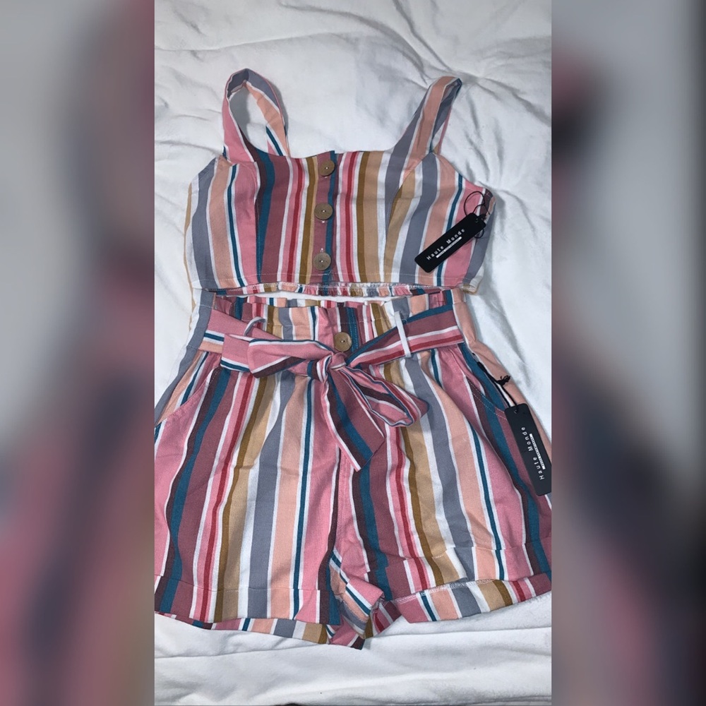 NWT Striped 2 piece crop top & shorts